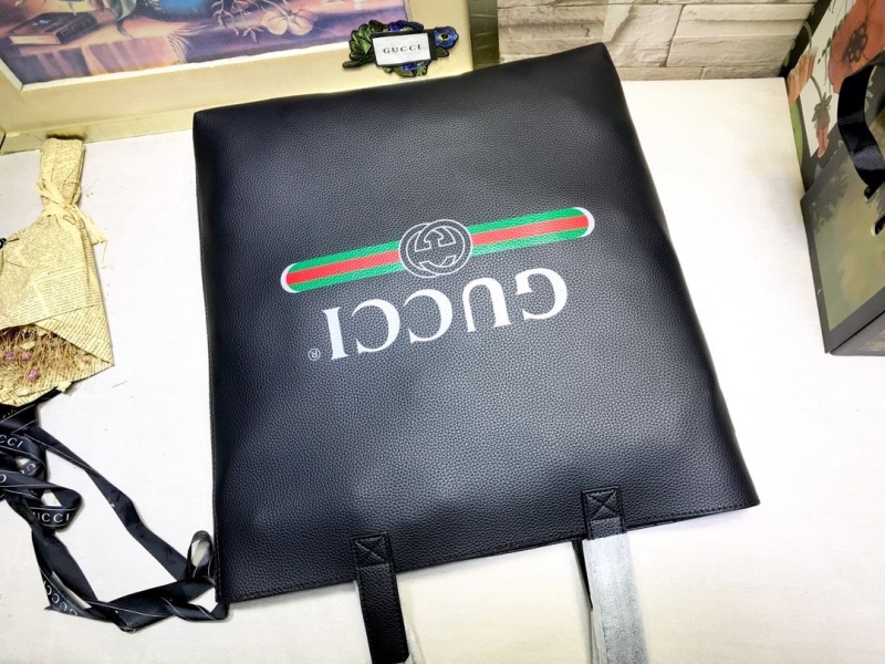 Gucci Shopping Bags